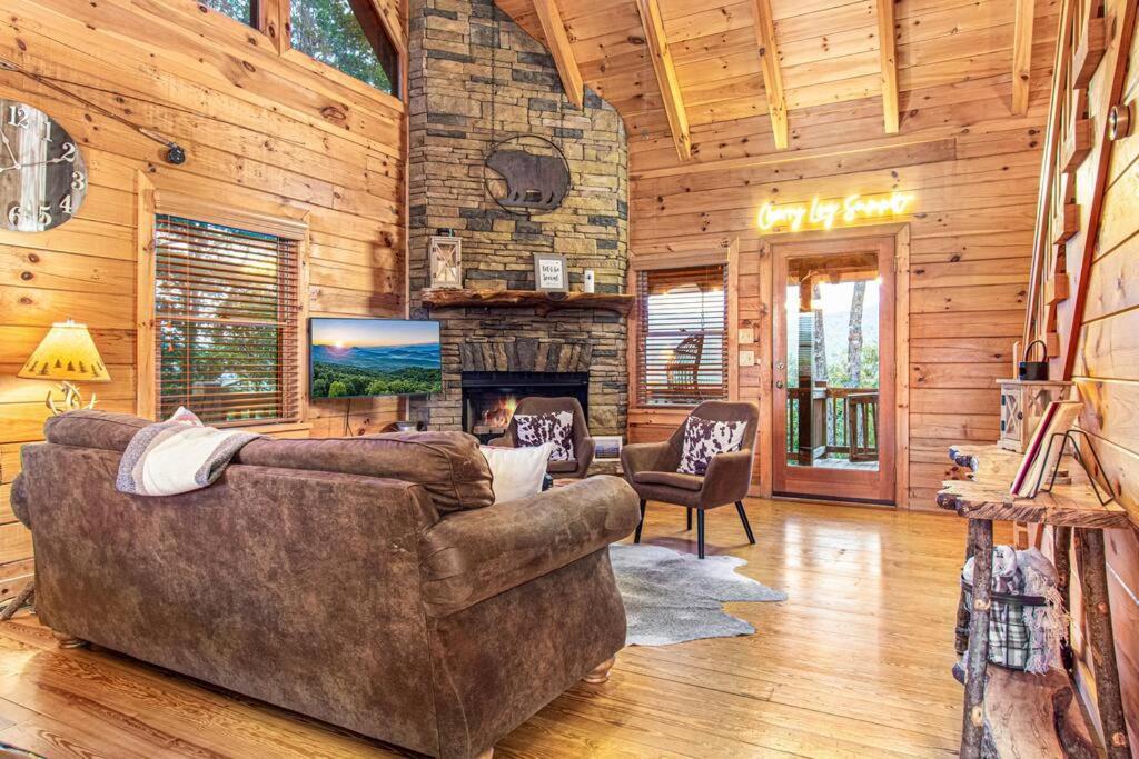 Cherry Log Summit Cabin By Bk Stays - Family Friendly - Playground - Game Room - Jacuzzi - Amazing Mountain Views Екстер'єр фото